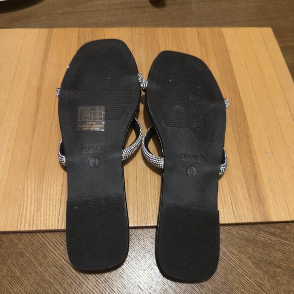 Slide sandals with two crystal-embellished straps - Picture 5 of 5